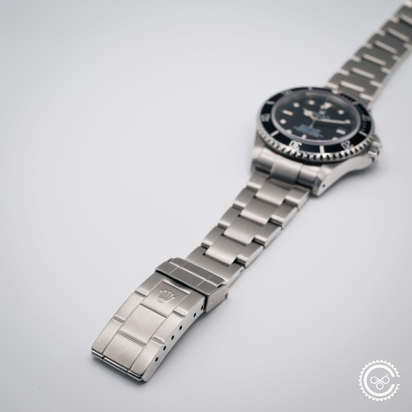 Rolex Sea-Dweller 16600 1996 Box and Papers Tritium