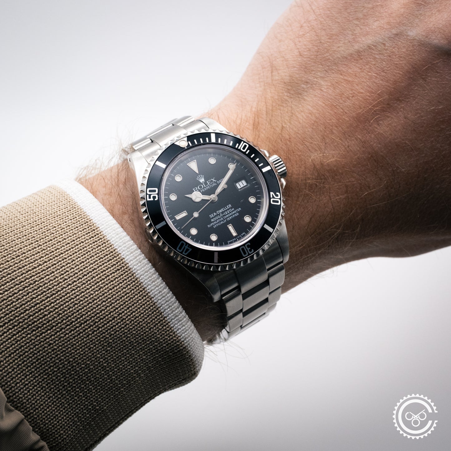 Rolex Sea-Dweller 16600 1996 Box and Papers Tritium