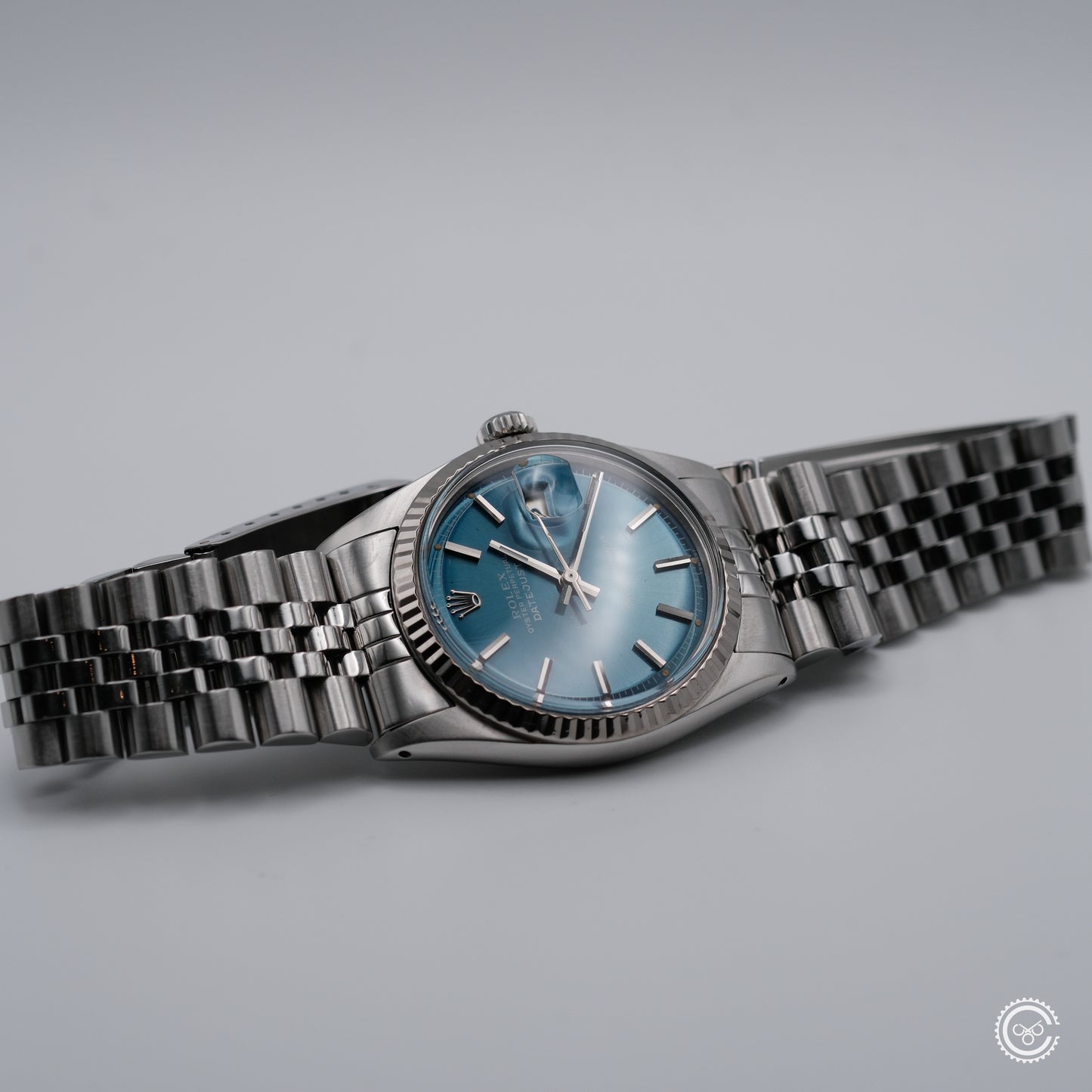 Rolex Datejust 1601 — Blue Sunburst Dial — Circa 1978