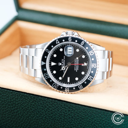 Rolex GMT-Master II 16710 | Y-Serial | 2003 | Full Set