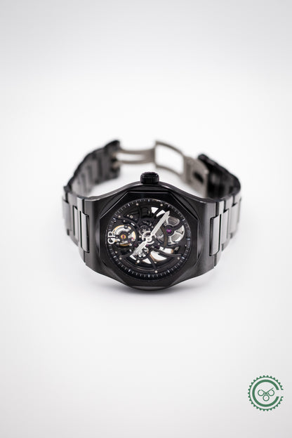 Girard-Perregaux Laureato 42mm Skeleton Ceramic 81015-32-001-32A Box and Papers