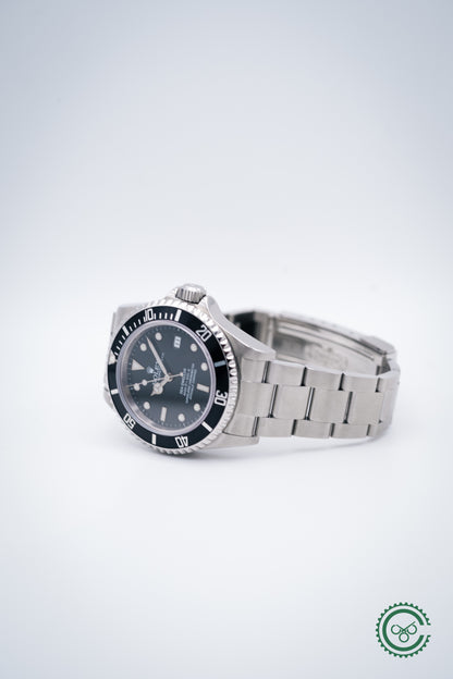 Rolex Sea-Dweller 16600 SuperLuminova Box and Papers