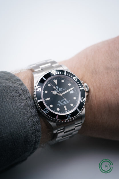 Rolex Sea-Dweller 16600 SuperLuminova Box and Papers