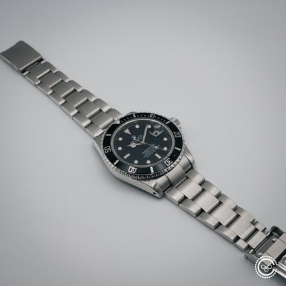 Rolex Submariner Date 16800 “Weekend Deal”