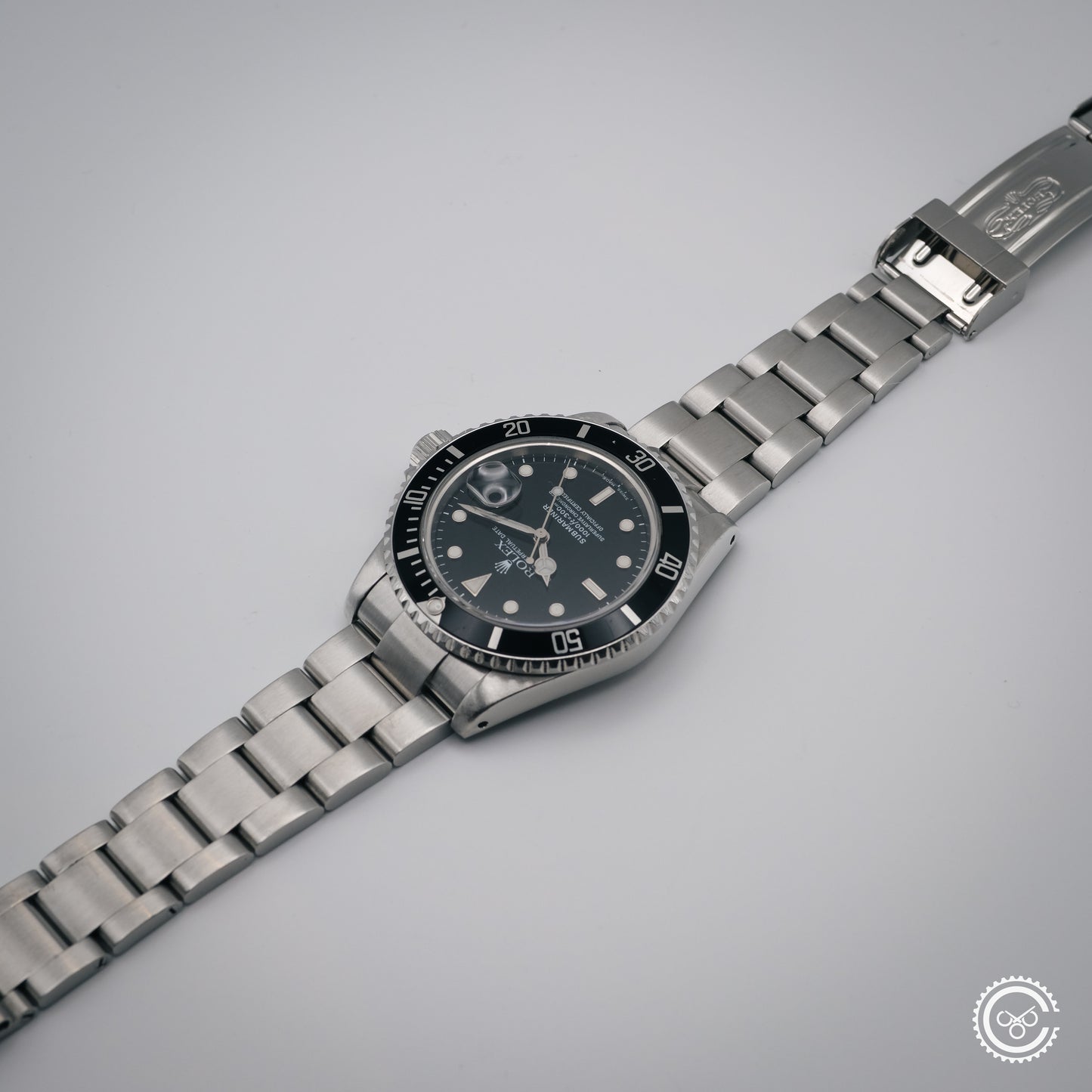 Rolex Submariner Date 16800 “Weekend Deal”
