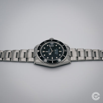 Rolex Submariner Date 16800 “Weekend Deal”