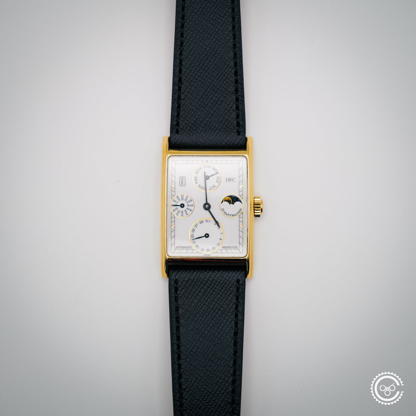 IWC Novecento Perpetual Calendar — 18k Yellow Gold