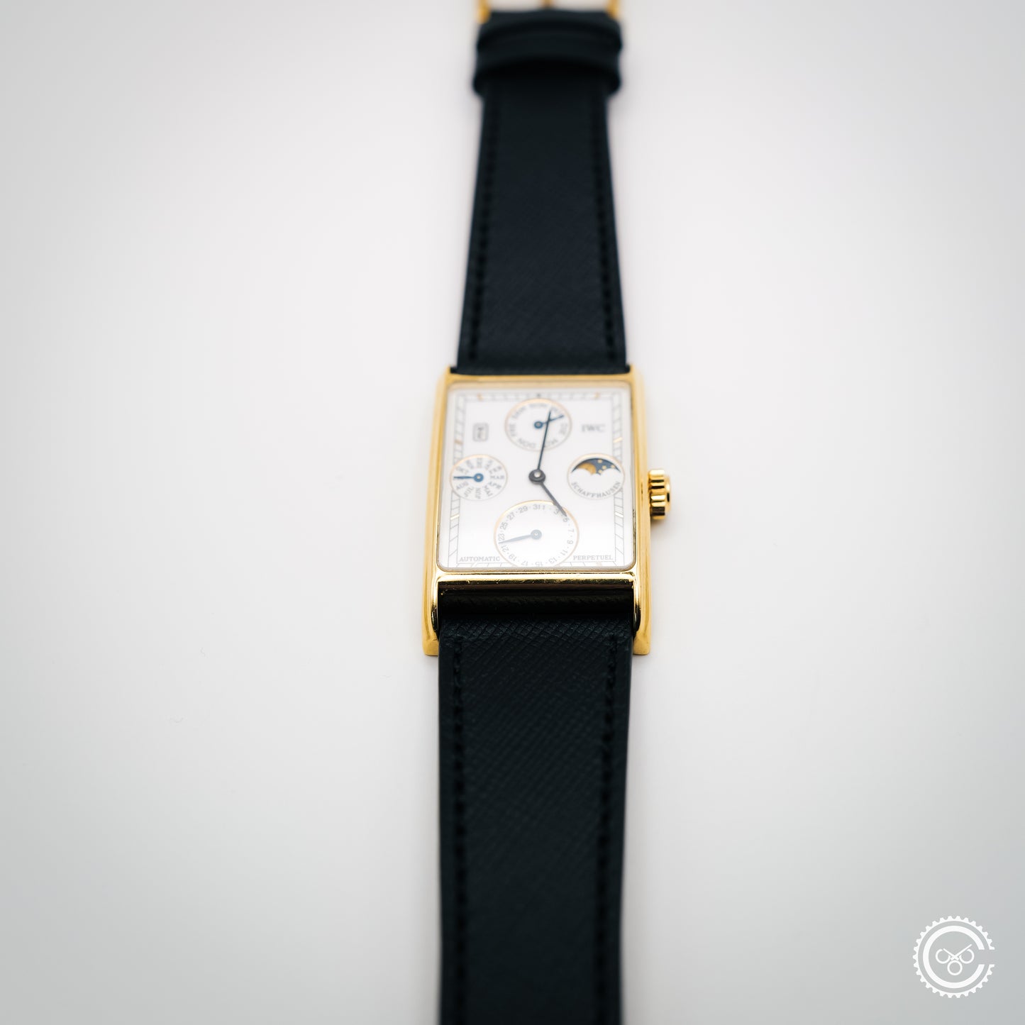 IWC Novecento Perpetual Calendar — 18k Yellow Gold