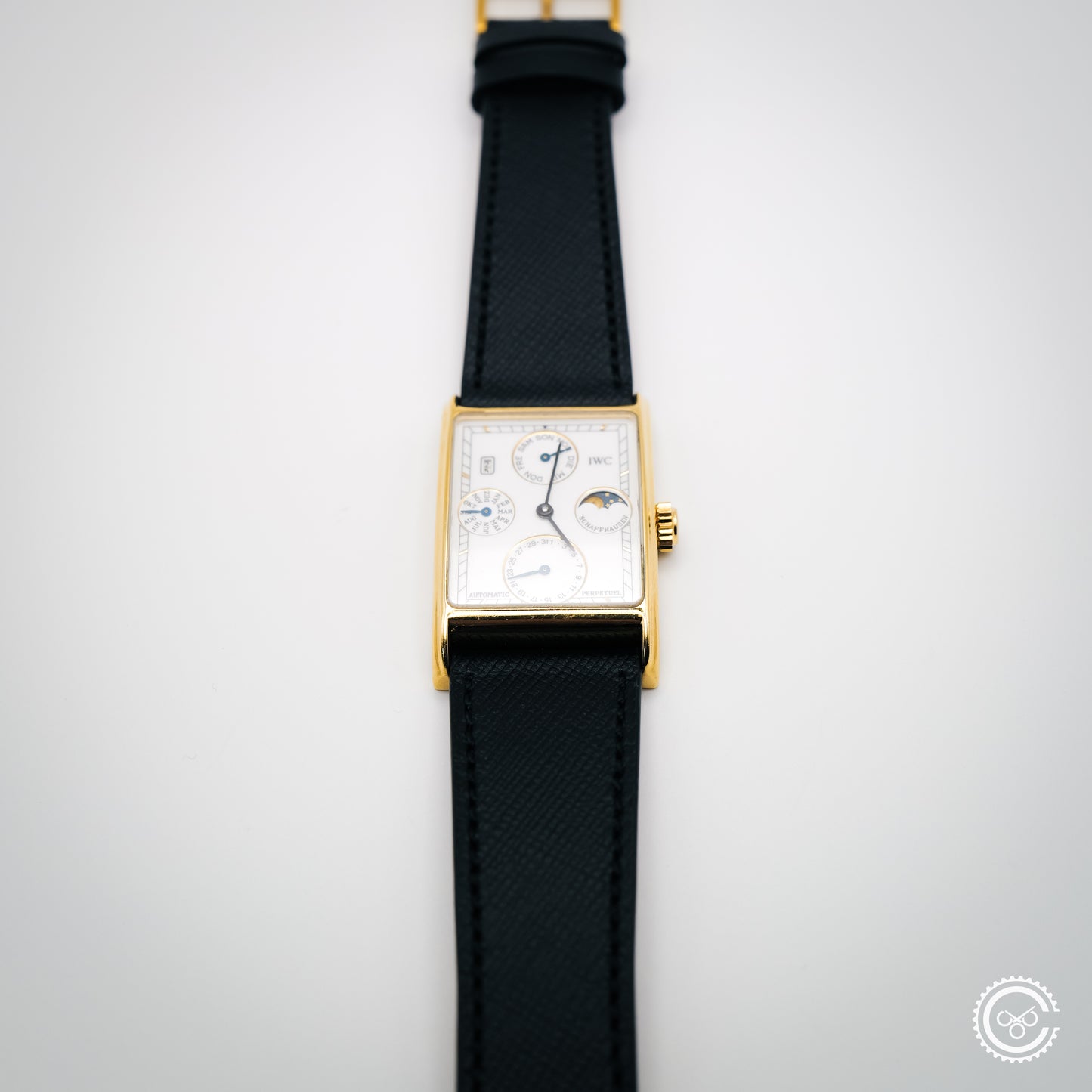 IWC Novecento Perpetual Calendar — 18k Yellow Gold