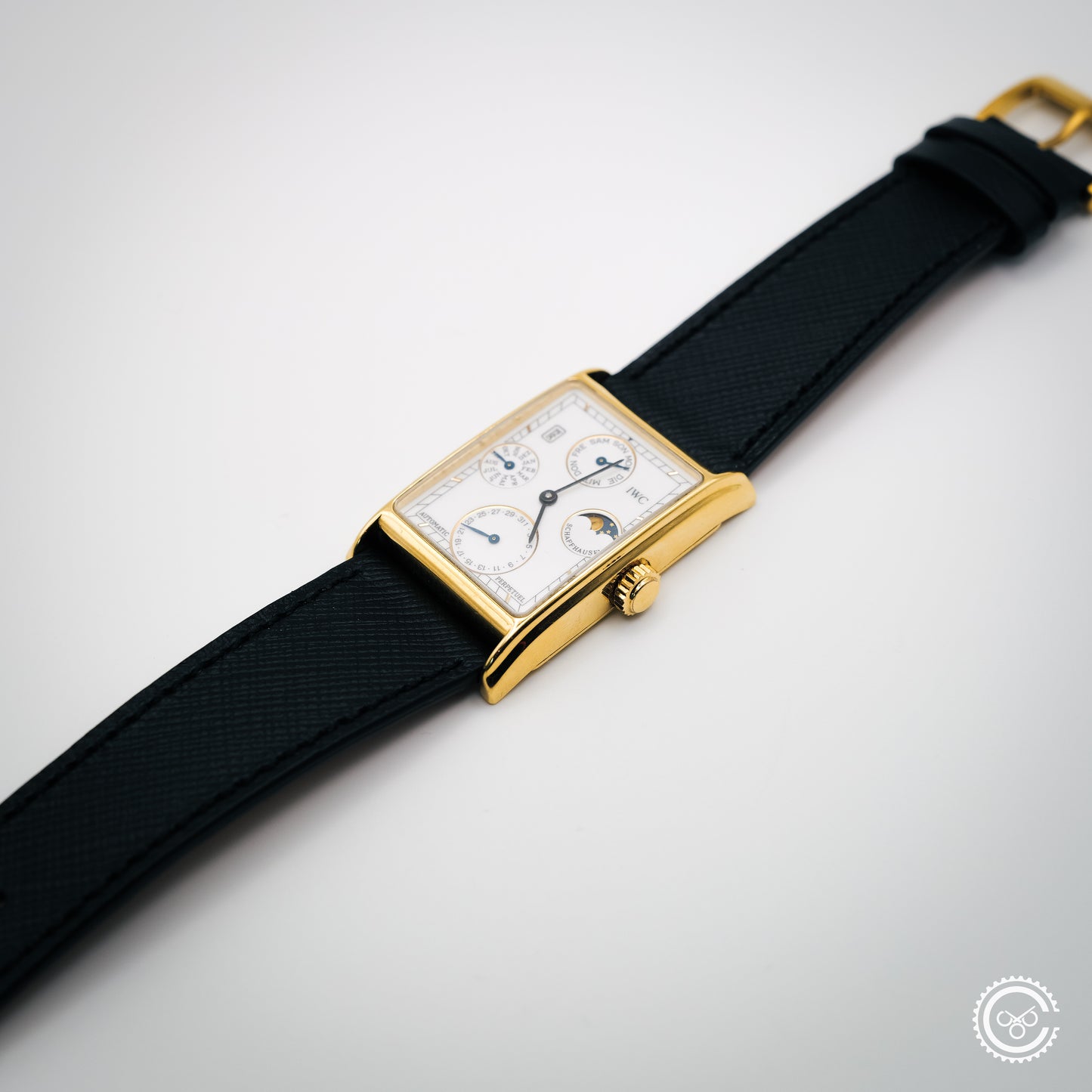 IWC Novecento Perpetual Calendar — 18k Yellow Gold