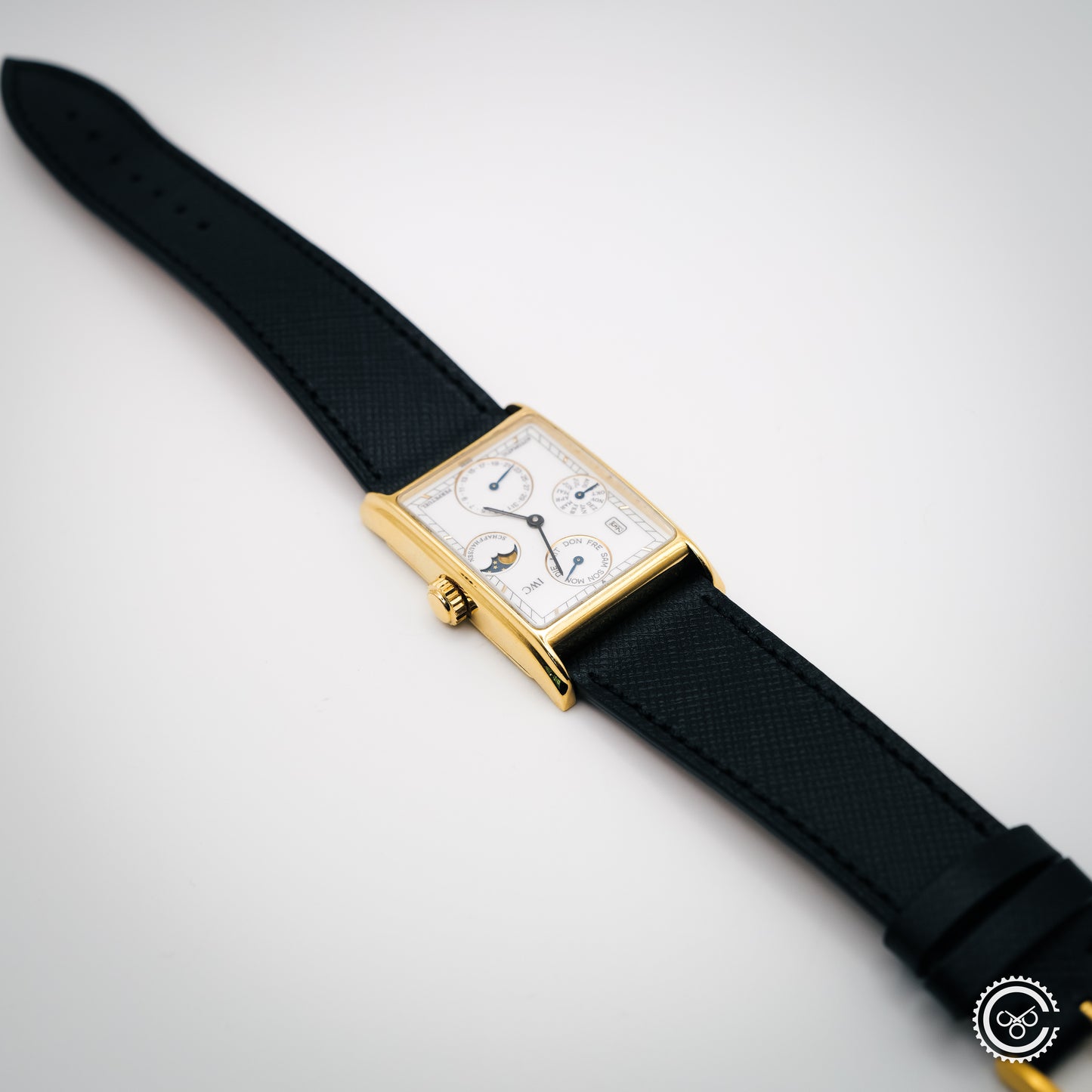 IWC Novecento Perpetual Calendar — 18k Yellow Gold