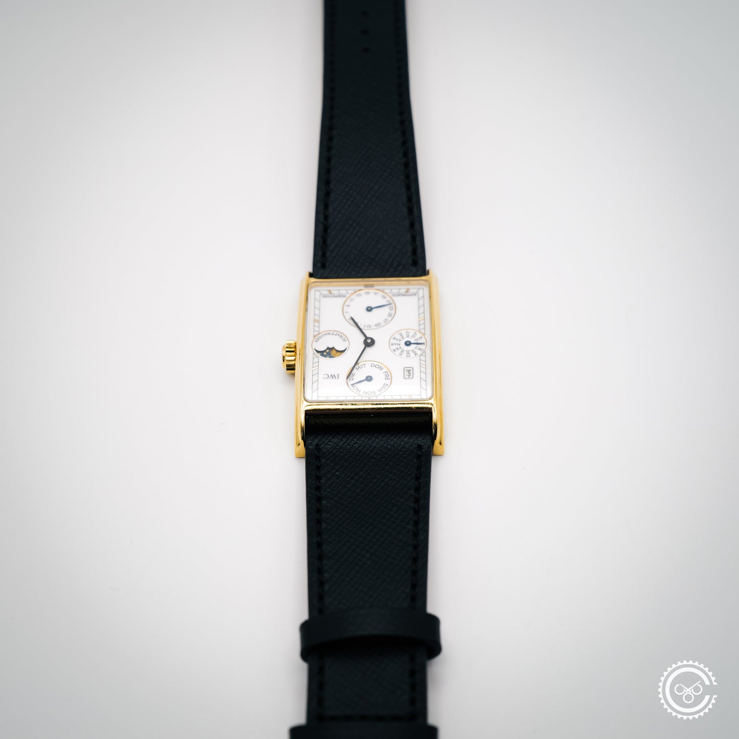 IWC Novecento Perpetual Calendar — 18k Yellow Gold
