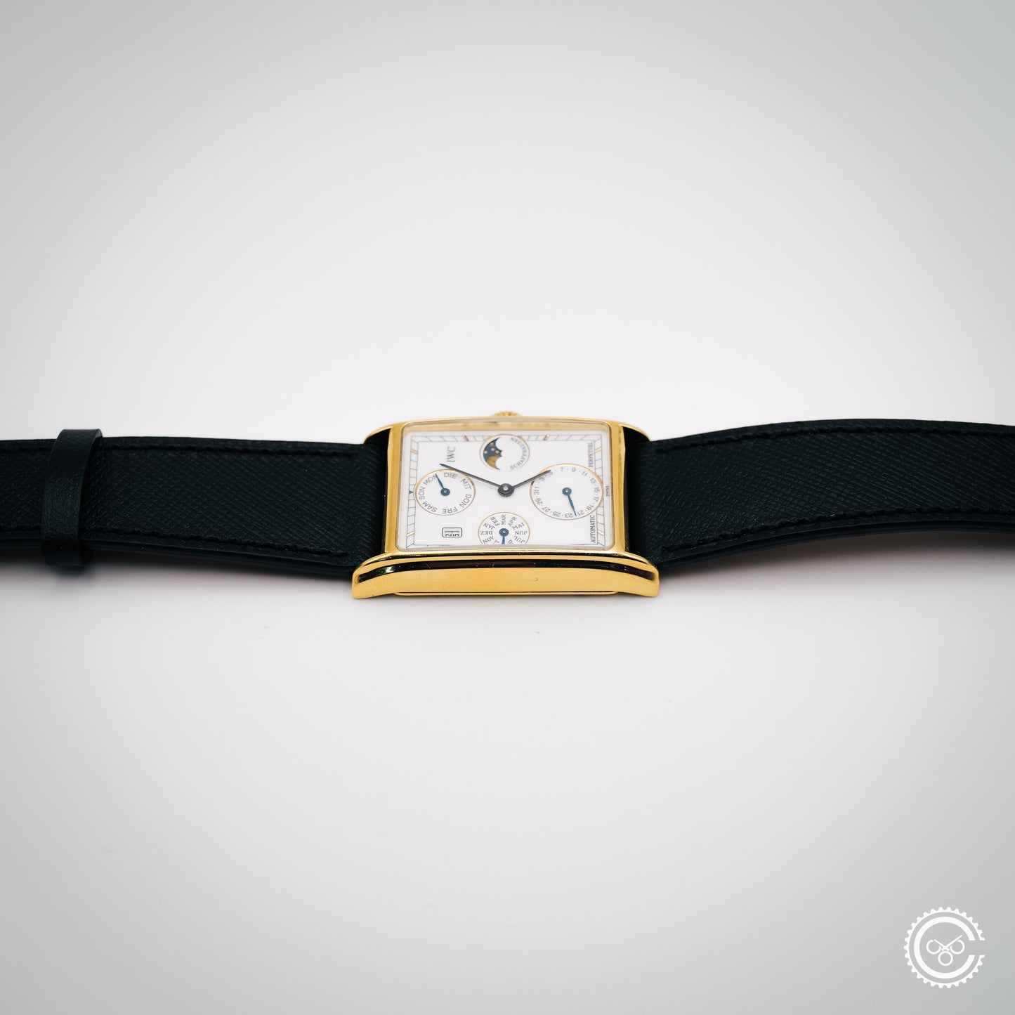 IWC Novecento Perpetual Calendar — 18k Yellow Gold